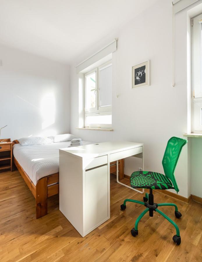 Plac Wilsona 2-Bedroom Apartment Varsavia Esterno foto